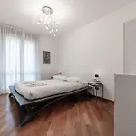 10 Minutes From Bocconi, Elegance And Comfort *