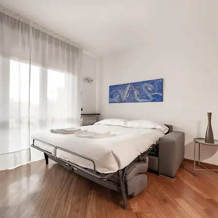 10 Minutes From Bocconi, Elegance And Comfort * Milan