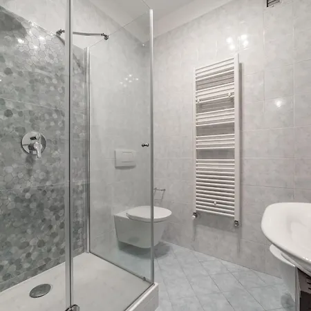 Appartamento 10 Minutes From Bocconi, Elegance And Comfort Milano