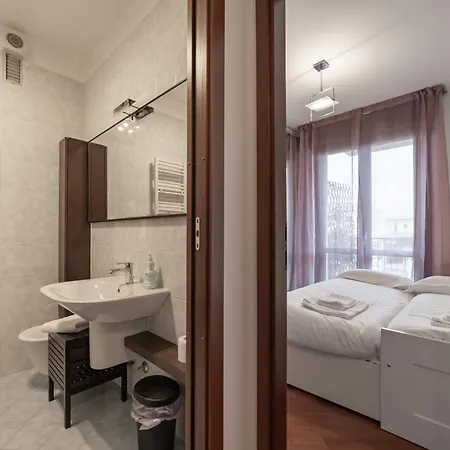 10 Minutes From Bocconi, Elegance And Comfort Milano